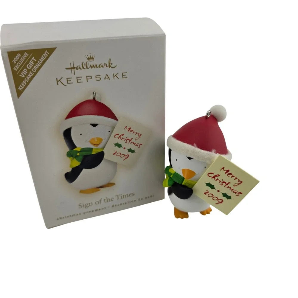 Hallmark Keepsake Sign‎ of the Times 2009 VIP Gift Ornament With Packaging